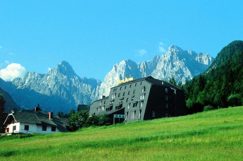 Alpina Hotel